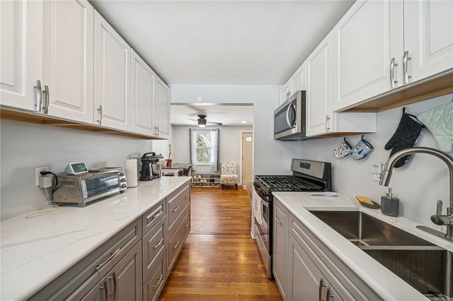 15 Glenview Avenue, City Of Greensburg, PA 15601