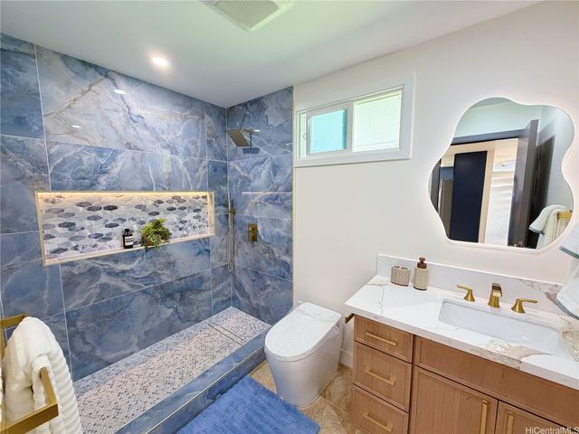 225 Aikane Street, Kailua, HI 96734