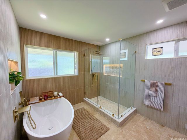 225 Aikane Street, Kailua, HI 96734