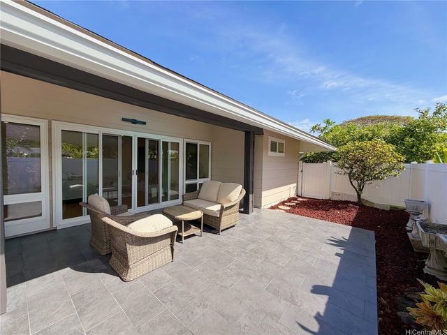 225 Aikane Street, Kailua, HI 96734