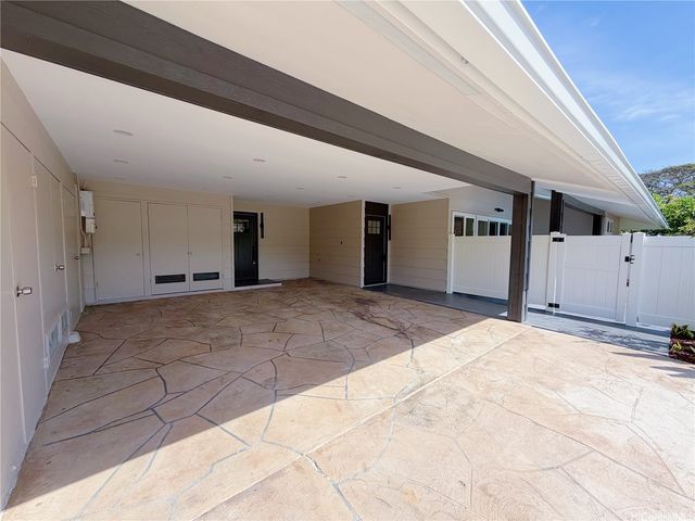 225 Aikane Street, Kailua, HI 96734