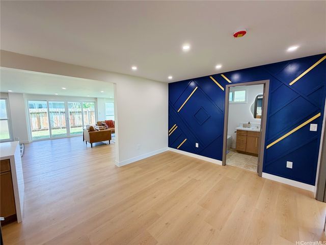 225 Aikane Street, Kailua, HI 96734