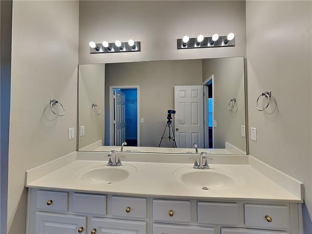 Address unavailable.