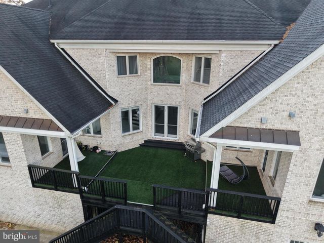 9116 LEESBURG PIKE, Vienna, VA 22182