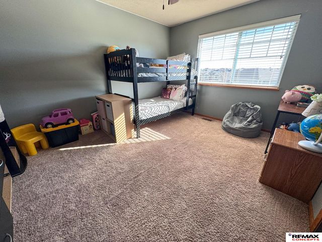 8945 Fremont Street, Lincoln, NE 68507