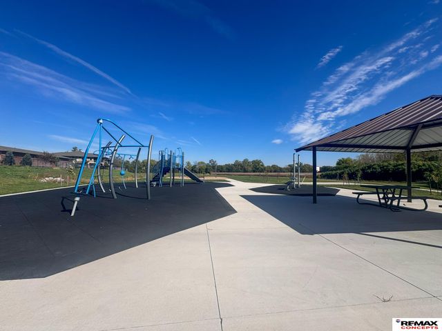 8945 Fremont Street, Lincoln, NE 68507