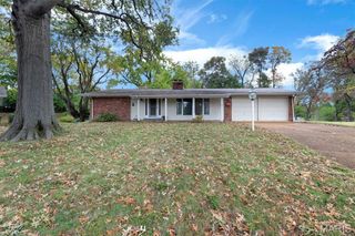 12725 Westport Drive, St Louis, MO 63146