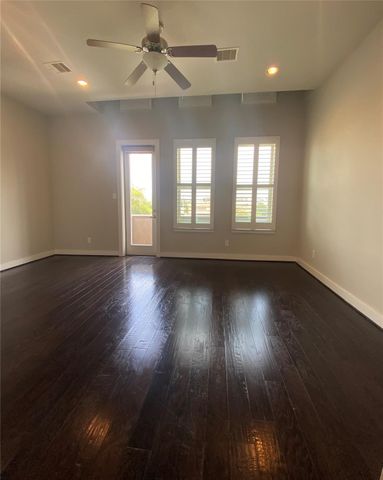 115 E 2nd Street, Houston, TX 77007