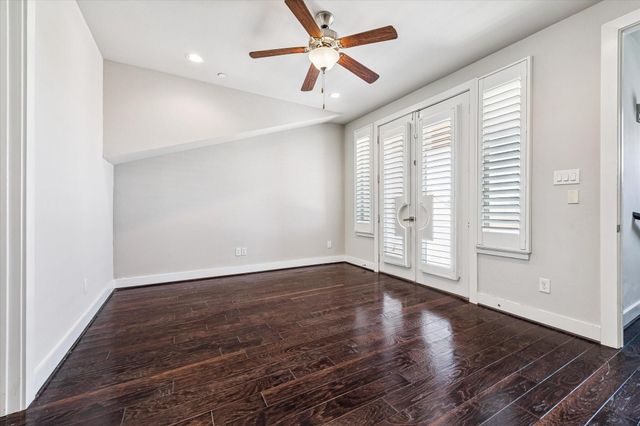 115 E 2nd Street, Houston, TX 77007