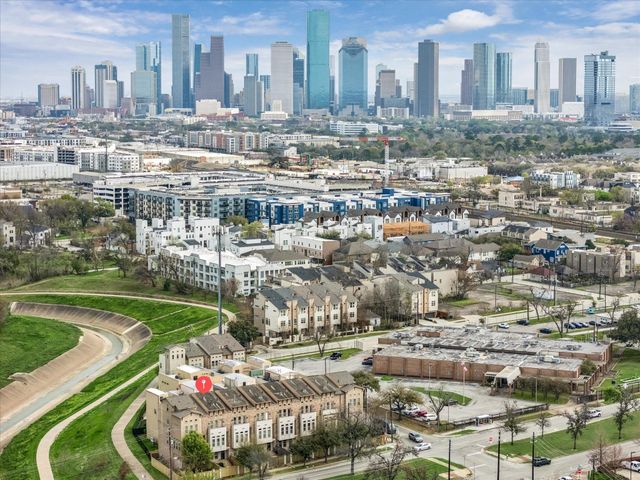 115 E 2nd Street, Houston, TX 77007