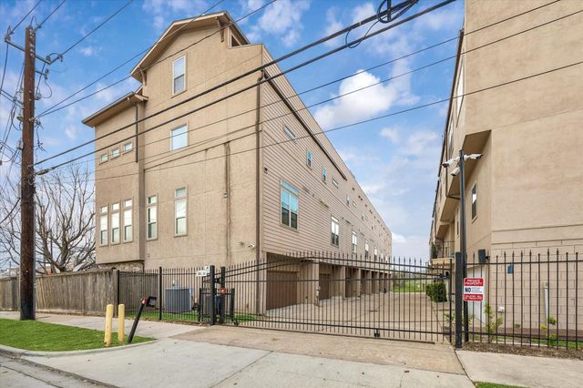 115 E 2nd Street, Houston, TX 77007