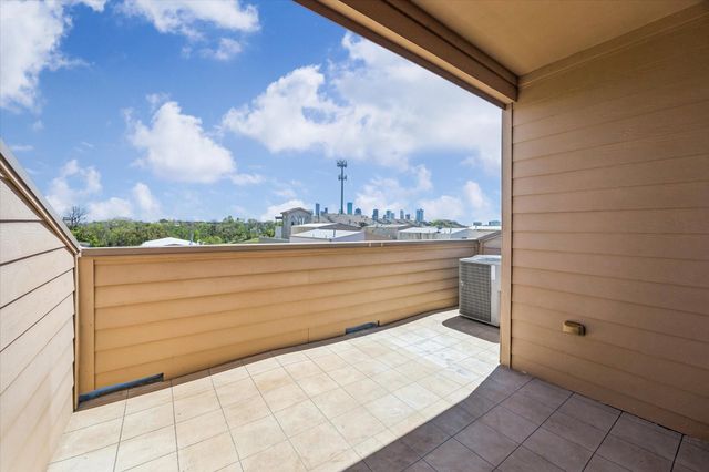 115 E 2nd Street, Houston, TX 77007