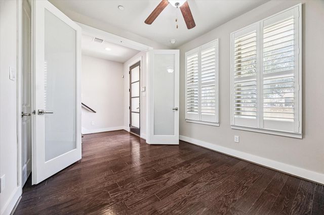 115 E 2nd Street, Houston, TX 77007