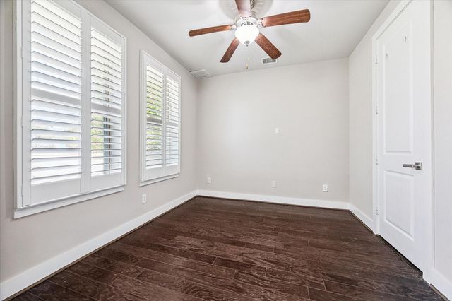 115 E 2nd Street, Houston, TX 77007