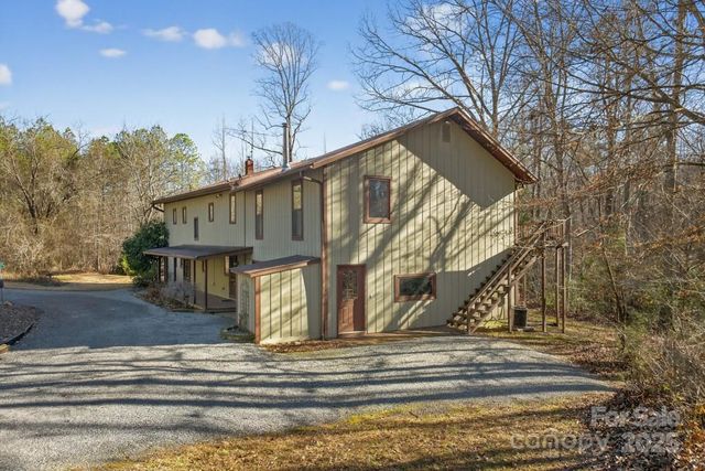 241 Pine Field Drive, Tryon, NC 28782