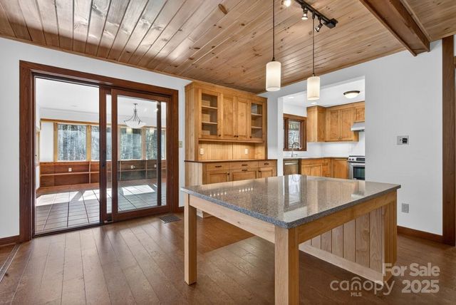 241 Pine Field Drive, Tryon, NC 28782