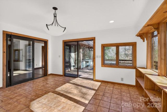 241 Pine Field Drive, Tryon, NC 28782