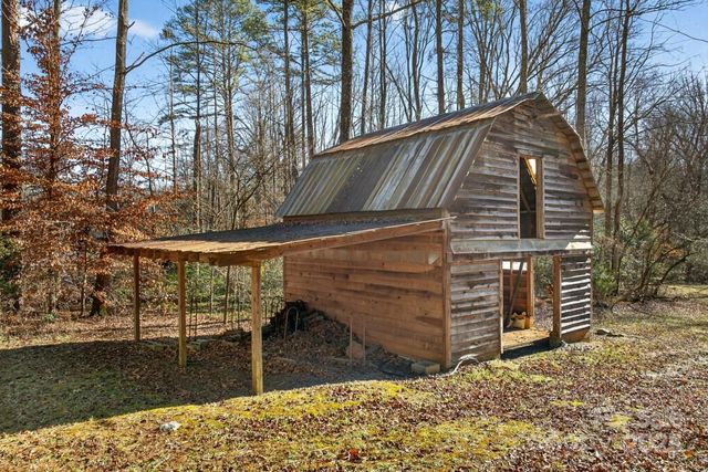 241 Pine Field Drive, Tryon, NC 28782