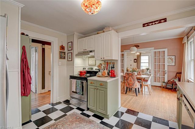 1815 W Academy Street, Winston-salem, NC 27103