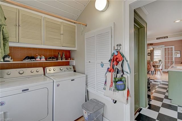 1815 W Academy Street, Winston-salem, NC 27103