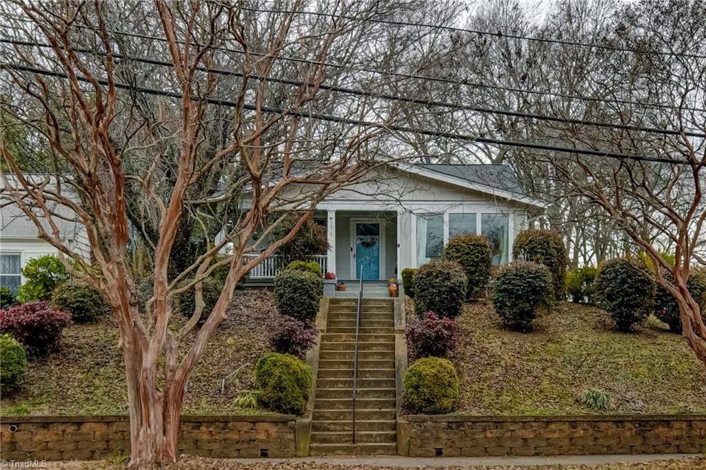 1815 W Academy Street, Winston-salem, NC 27103