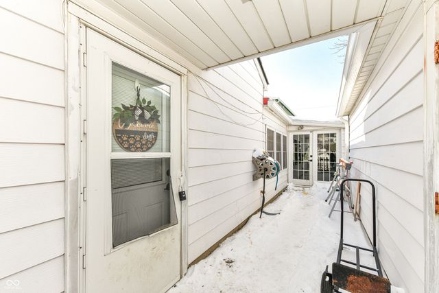 121 E Church Street, Fortville, IN 46040