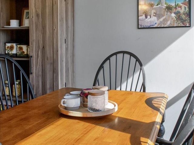 20493 W 221st Street, Spring Hill, KS 66083