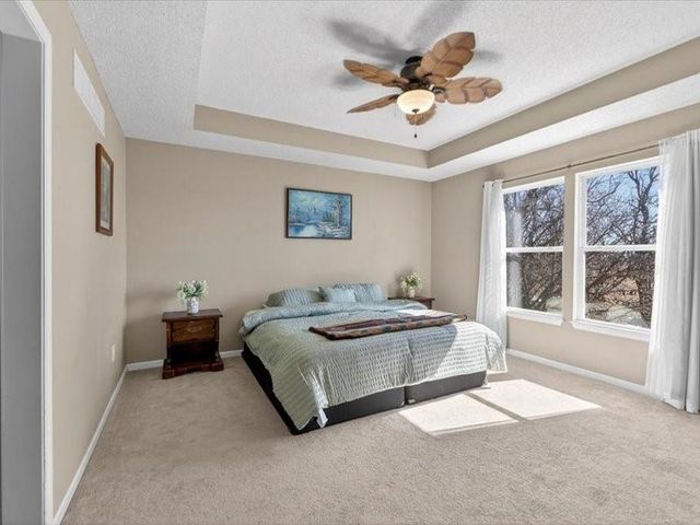 20493 W 221st Street, Spring Hill, KS 66083