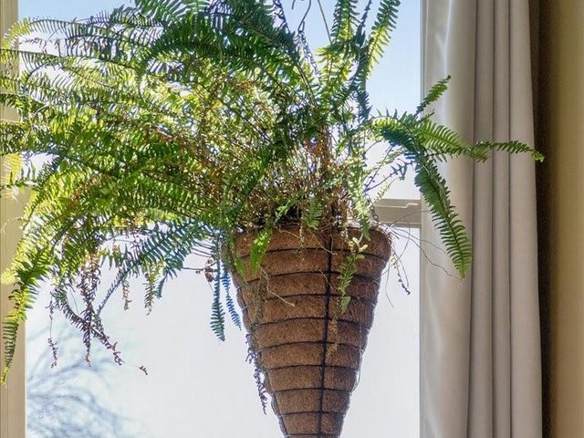 20493 W 221st Street, Spring Hill, KS 66083