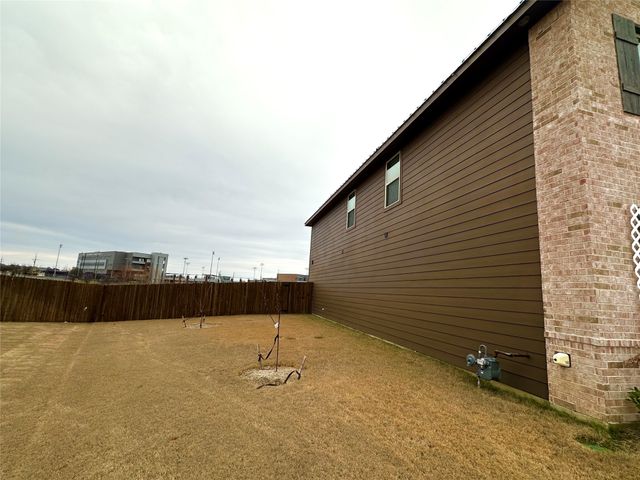 8124 Korat Vista, Godley, TX 76044
