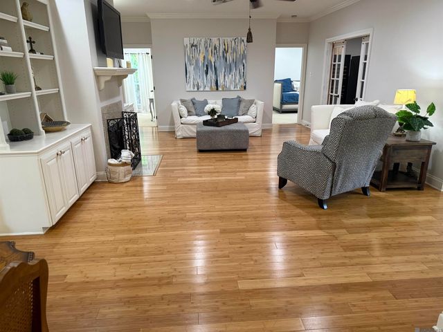 3433 Emily Dr, Port Allen, LA 70767