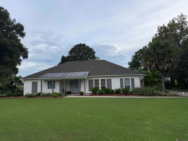 3433 Emily Dr, Port Allen, LA 70767