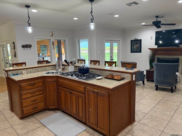 3433 Emily Dr, Port Allen, LA 70767