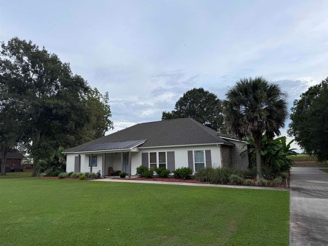3433 Emily Dr, Port Allen, LA 70767