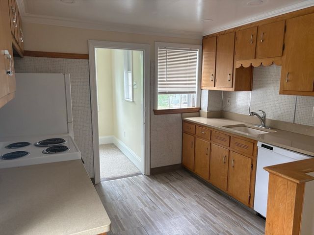 66 Mt. Prospect St 2, Bridgewater, MA 02324