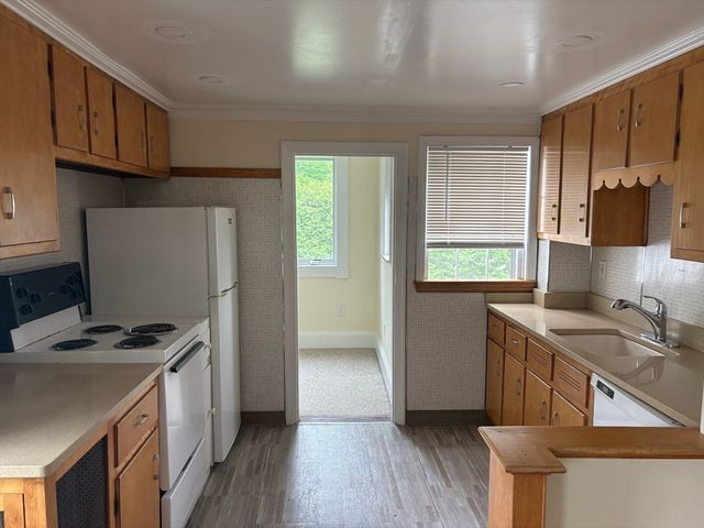 66 Mt. Prospect St 2, Bridgewater, MA 02324
