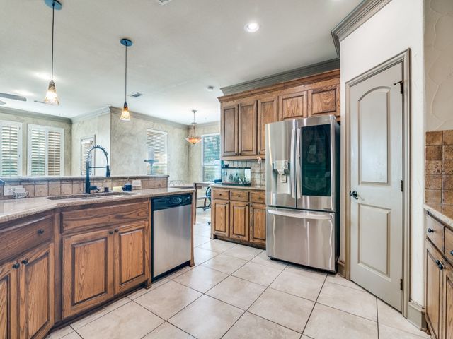122 Mischief Lane, Rockwall, TX 75032