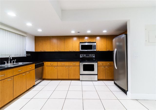 217 NW 109th Avenue 2217, Miami, FL 33172