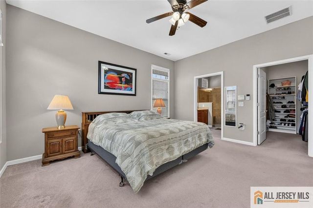 8 Turret Drive, Monroe, NJ 08831