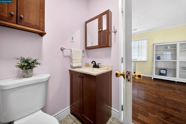 2138 Market Ave, San Pablo, CA 94806