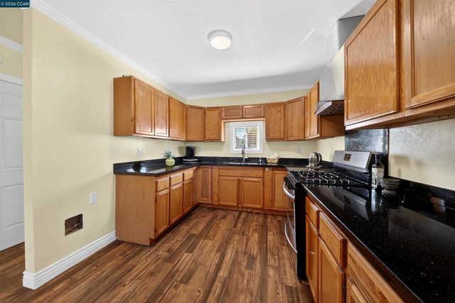 2138 Market Ave, San Pablo, CA 94806