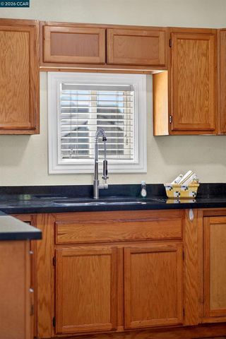 2138 Market Ave, San Pablo, CA 94806