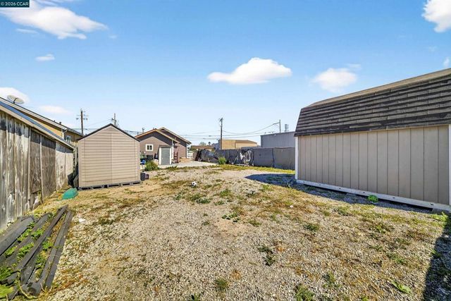 2138 Market Ave, San Pablo, CA 94806