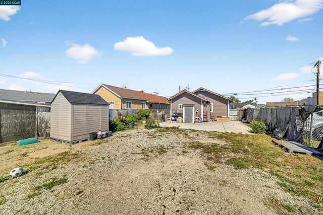 2138 Market Ave, San Pablo, CA 94806