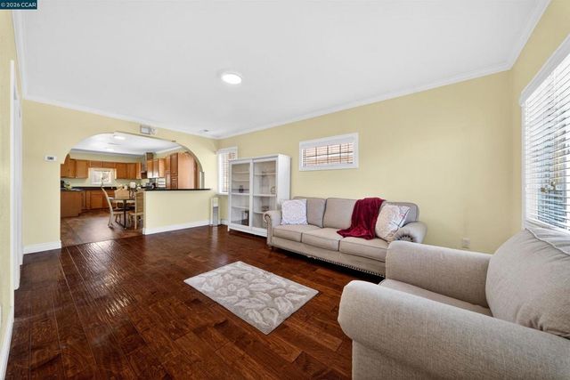 2138 Market Ave, San Pablo, CA 94806