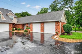 1031 Pocono Trail, Ballwin, MO 63021