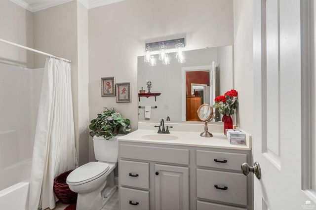 630 S Scenic Drive, Manhattan, KS 66503
