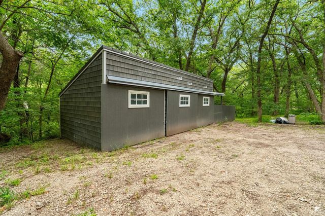 630 S Scenic Drive, Manhattan, KS 66503