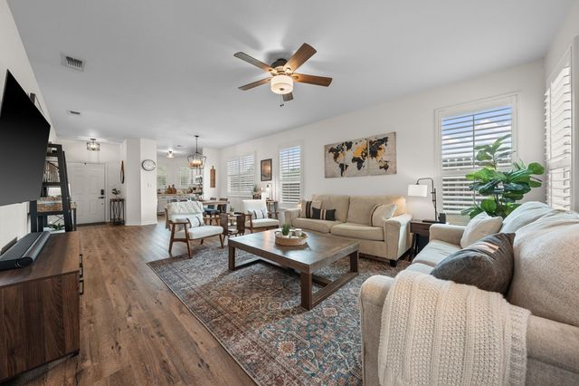1901 Weston Loop, Kerrville, TX 78028
