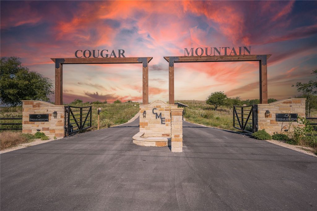 3616 Lucky Pepper Drive, Cresson, TX 76035